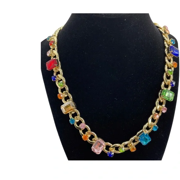 Rhinestone Cuban Link Necklace - Picture 2 of 8